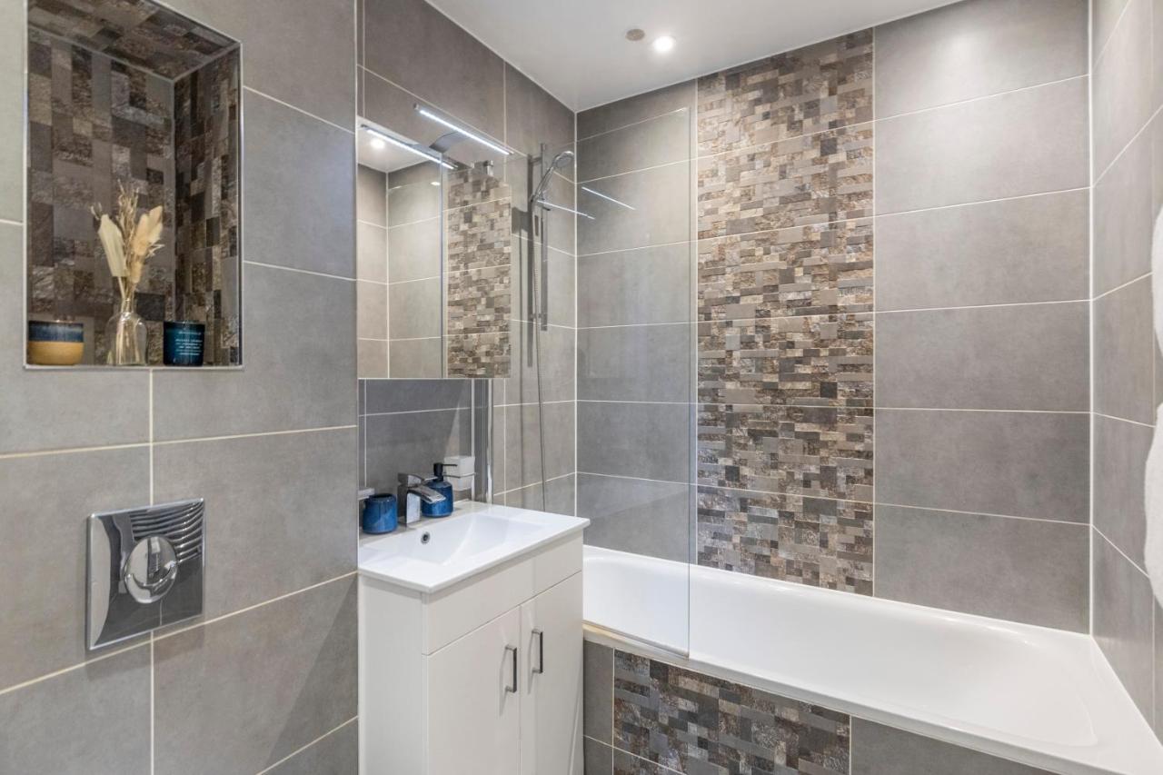 Modern Flat In Central Golders Green London Exterior foto